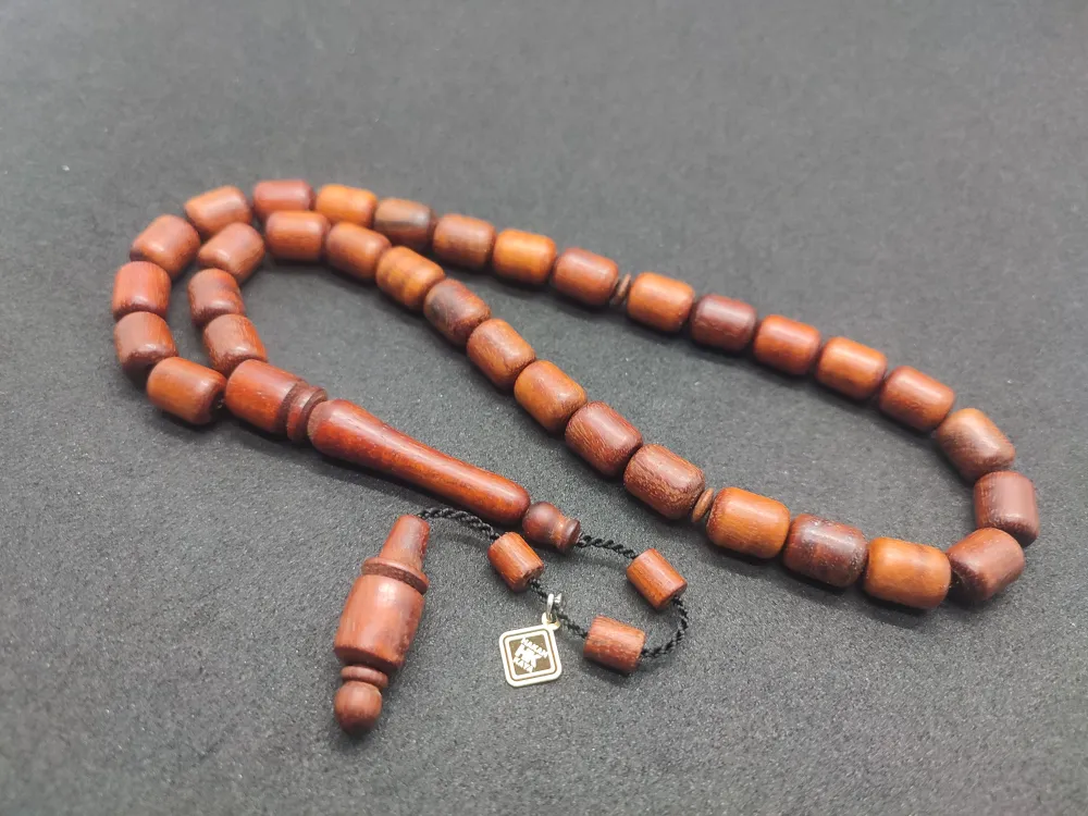 Hakan Kaya Usta Eseri̇ Kolleksi̇yonluk Yerli̇ Ağaç Grubu Kokulu Keçi̇boynuzu Ağacı