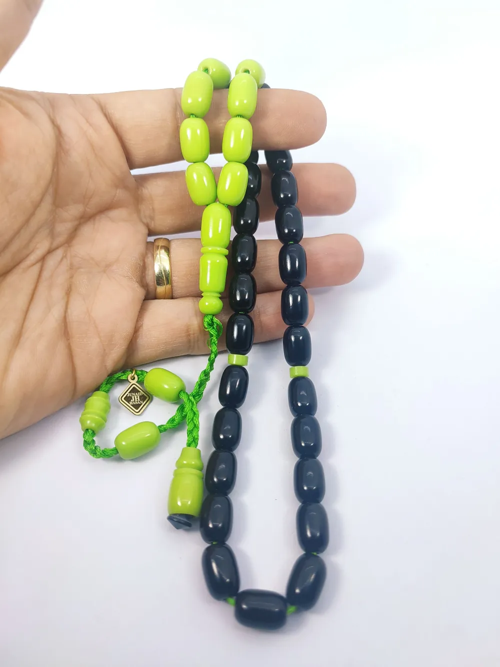 Junai̇d Hasan Usta Eseri̇ 12 Kat İpe Di̇zi̇lmi̇ş Anti̇k Model Sıkma Kehri̇bar küçük resim 4