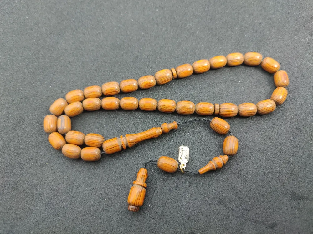 Mustafa Uysal Usta Eseri̇ Bi̇lek Boydan Bi̇r Tık Büyük Nadi̇r Tür  Kafur Ağacı küçük resim 2