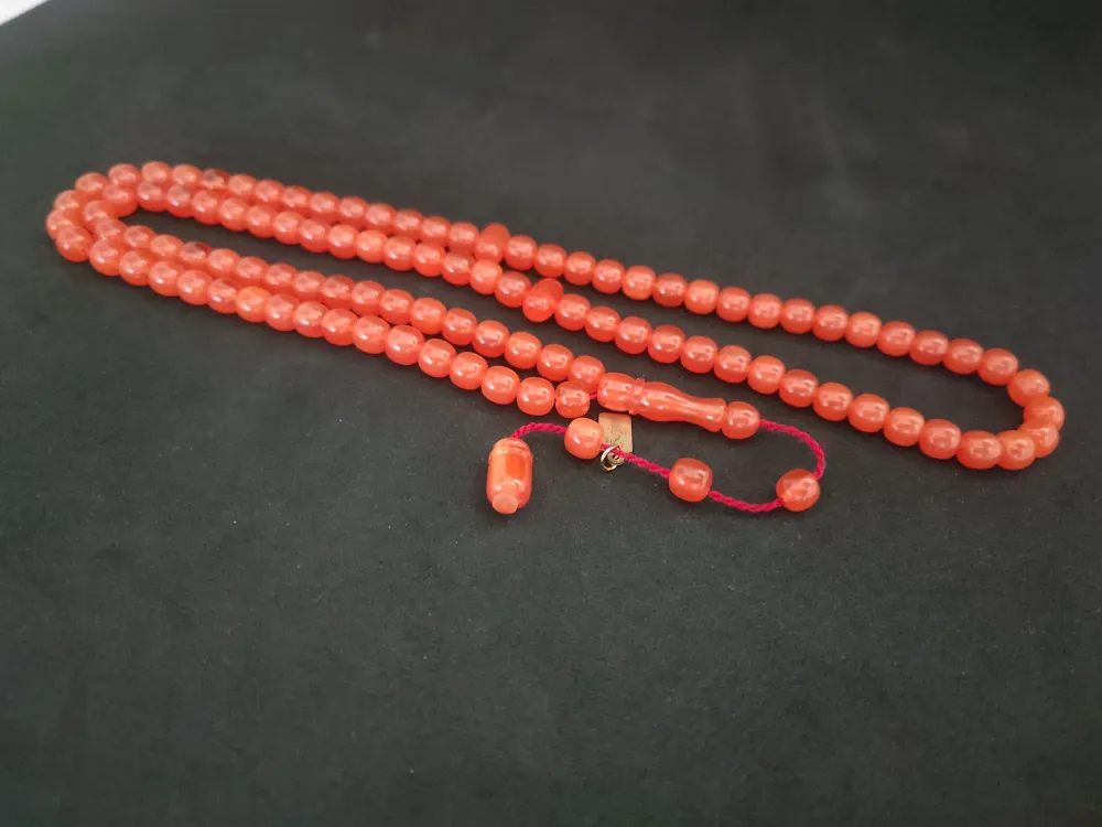 Zeyn Usta Eseri̇ Sıkma Kehri̇bar Namaz Tesbi̇hi̇