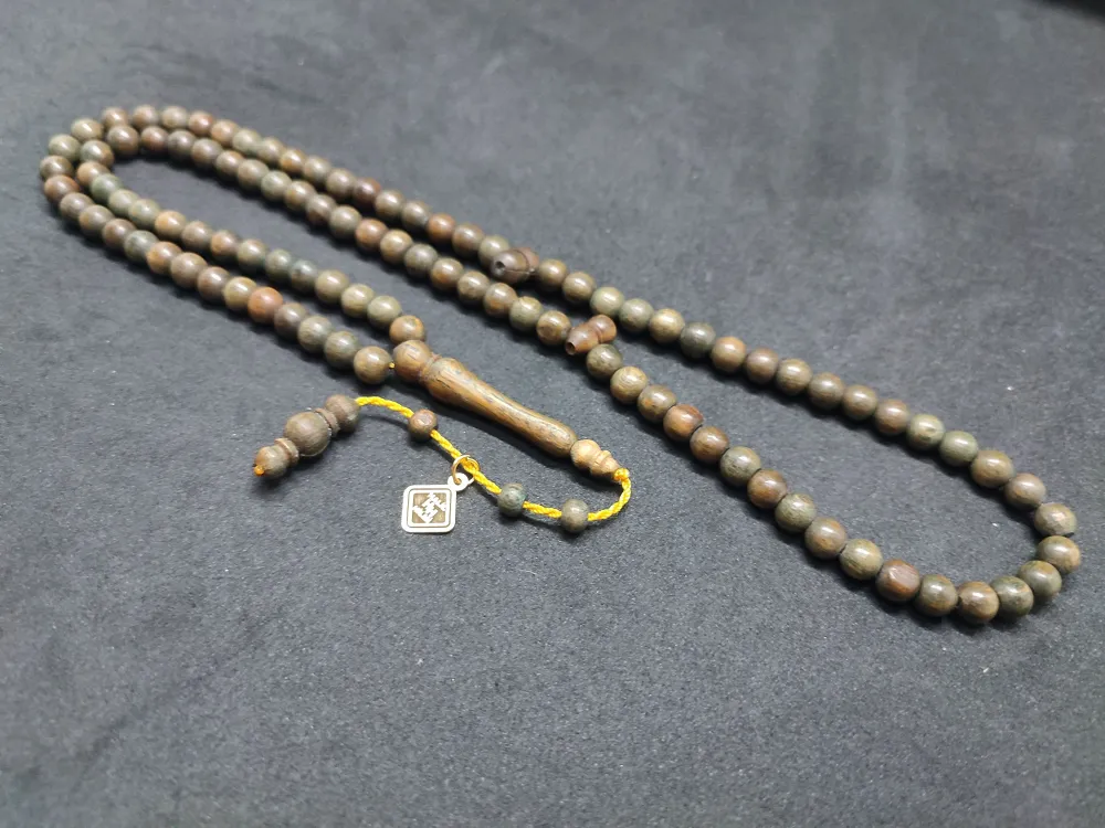 Hali̇l Hi̇lmi̇ El Boy Usta Eseri̇ Mi̇s Kokulu Pelesenk Namaz Tesbi̇hi̇