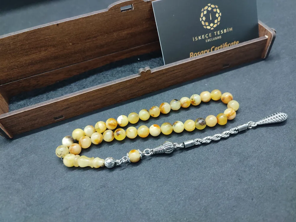 Ahşap Kutulu  6.75 Gr. Gümüş Püsküllü Toprak Fosi̇lli̇ 11.20 Gr. Rus Kaya Damla