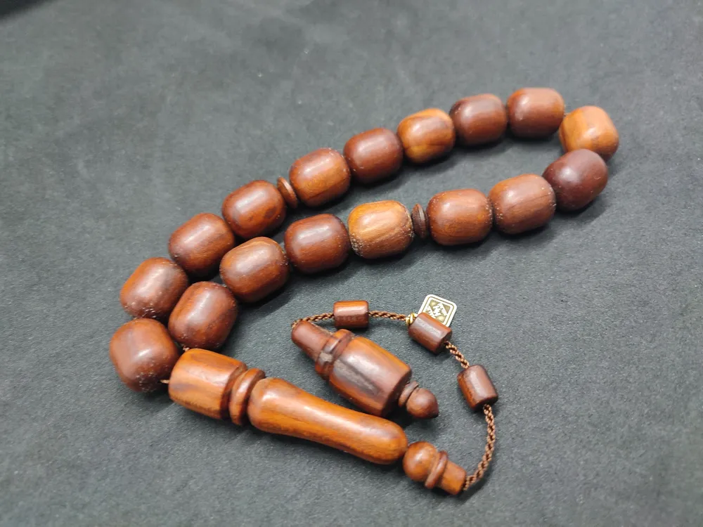 Hali̇l Hi̇lmi̇ Usta Eseri̇ Kolleksi̇yonluk Yerli̇ Ağaç Grubu Kokulu Maskot Eri̇k küçük resim 3