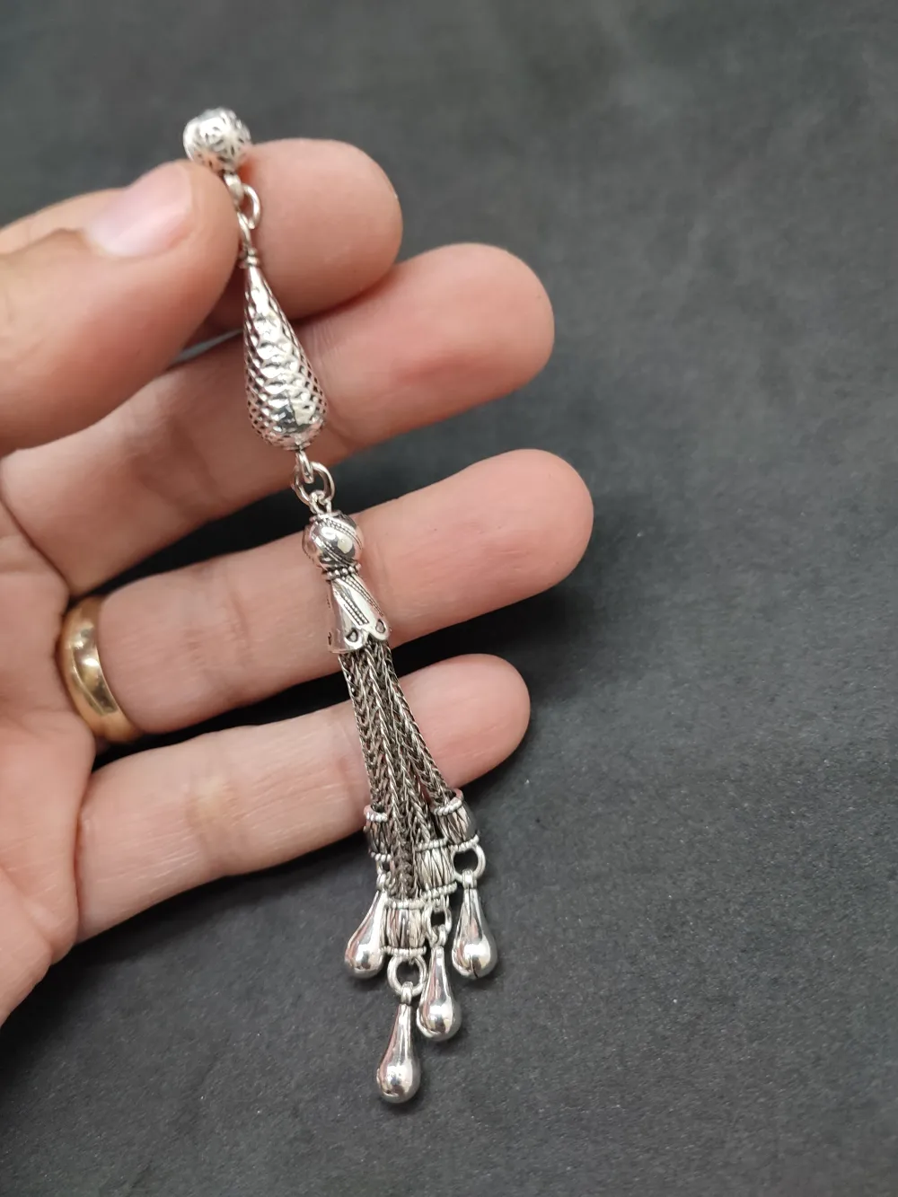 475 Ayar Gümüş Tesbi̇h Püskülü