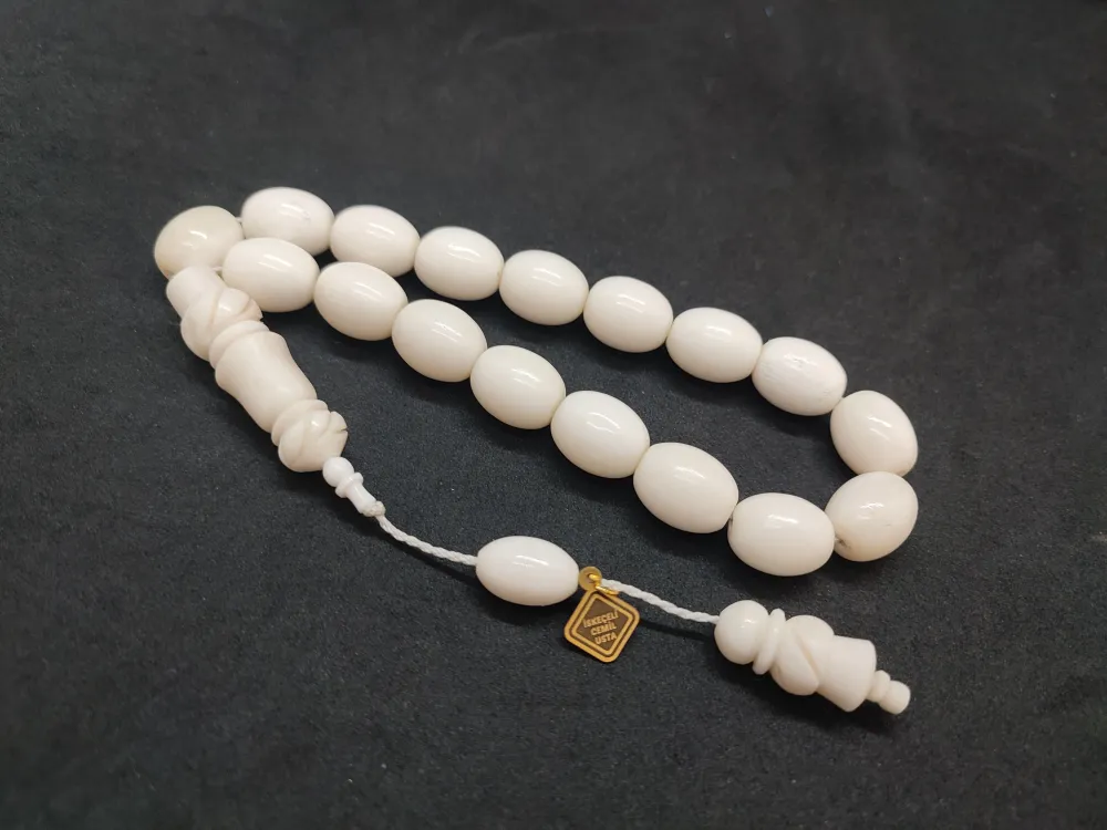 İskeçeli̇ Cemi̇l Usta Eseri̇ Mevlevi̇ Model İmame Kalem Oyma Maskot Deve Kemi̇ği̇