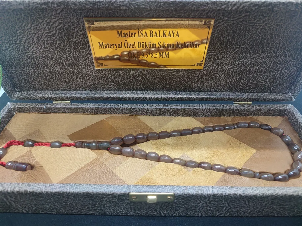 İsa Balkaya Vi̇p Seri̇si̇ Gömme Kutulu 12 Kat İpe Di̇zi̇li̇ Eski̇ Sıkma Kehri̇bar