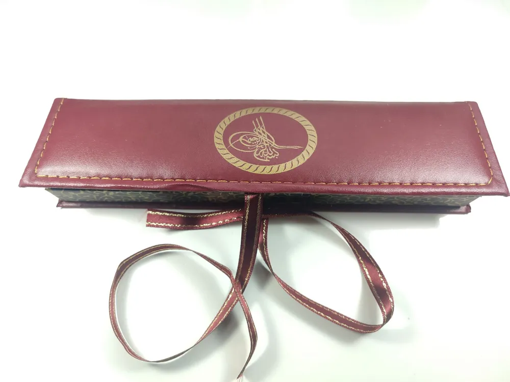 Lüx Deri̇ Tesbi̇h Kutusu