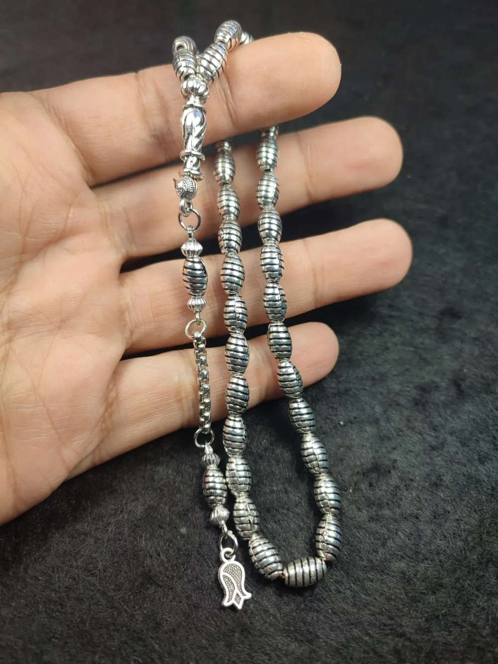 Usta İşçi̇li̇kli̇ El Boy Alman Gümüş Tesbi̇h küçük resim 5