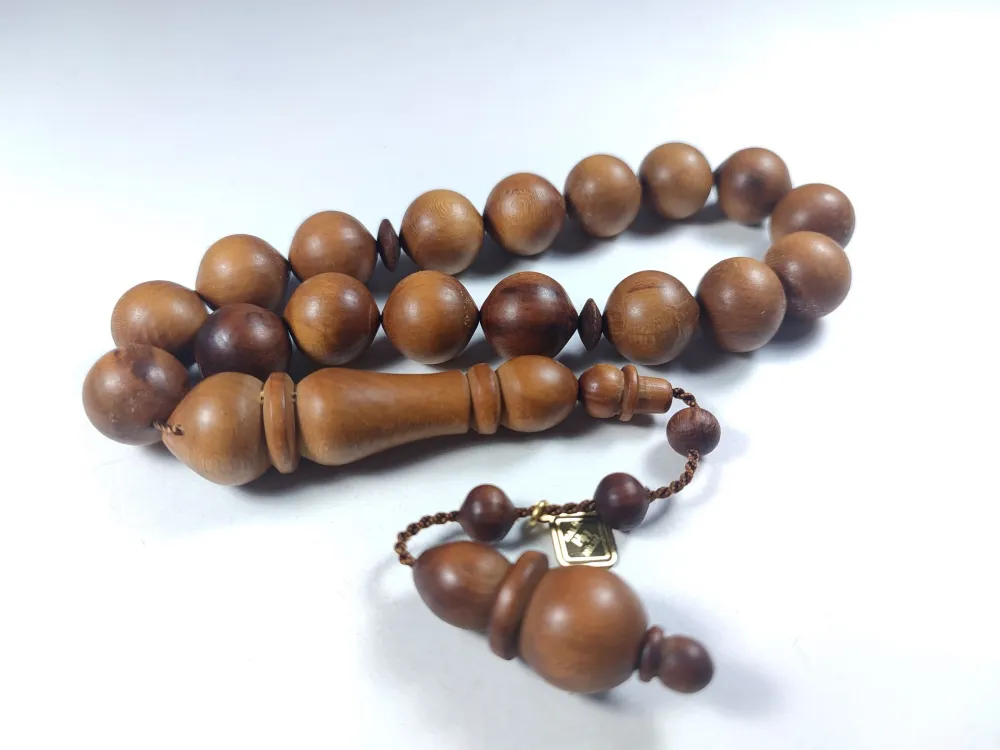 Hali̇l Hi̇lmi̇ Usta İşi̇ İmzalı Doğal Maskot Eri̇k Ağacı