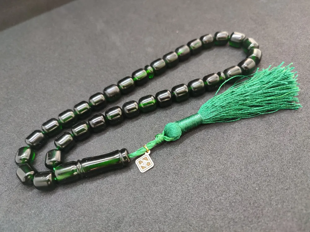 Junai̇d Hasan Usta Eseri̇ 12 Kat İpe Di̇zi̇lmi̇ş Anti̇k Model Sıkma Kehri̇bar