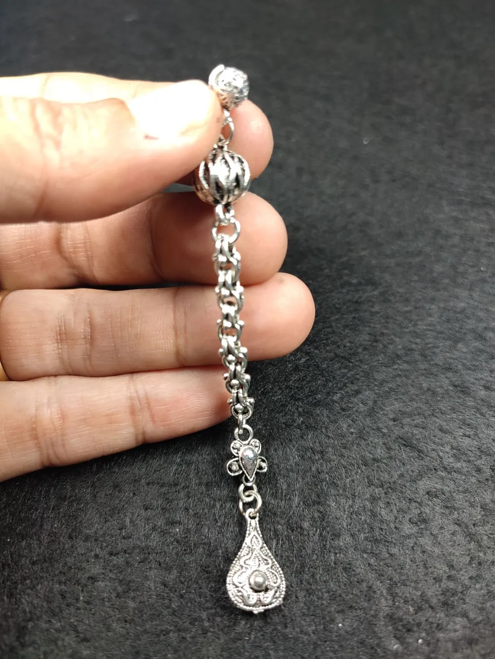 Alman Gümüş Püskül