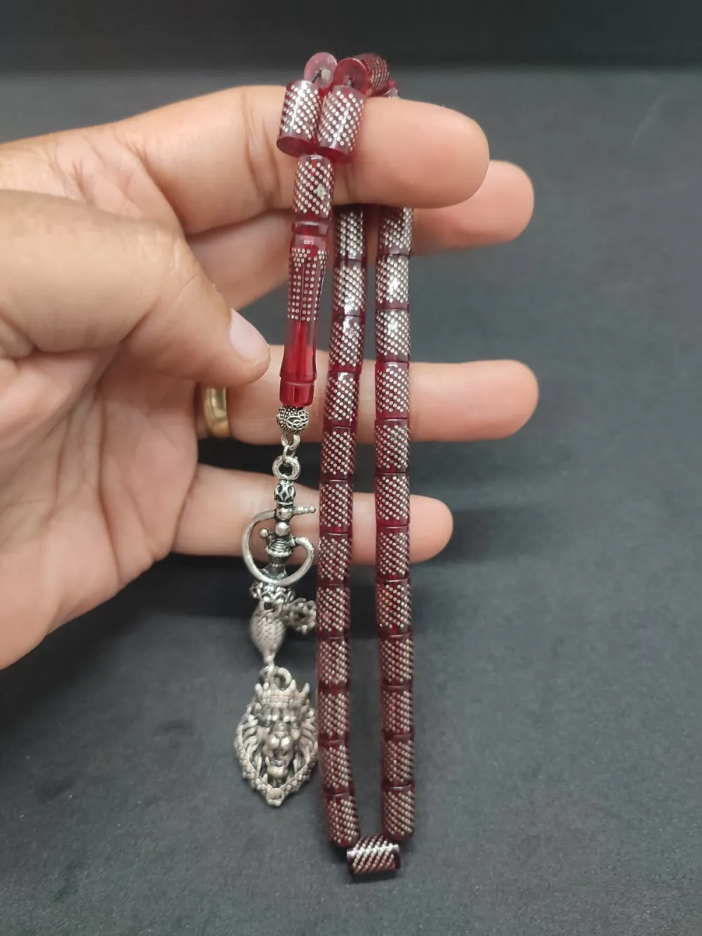 Hafi̇f Kusurlu Emrah Baran  925 Ayar Gümüş Çakımlı (10.000 Çakım) Ateş-İ Kehri̇bar küçük resim 4