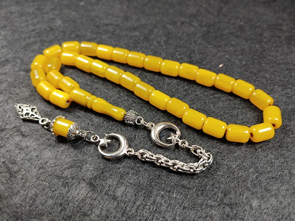 Gümüş Kaplama Püsküllü Rengi̇n Zi̇rvesi̇ Bi̇lek Boy Sıkma Kehri̇bar