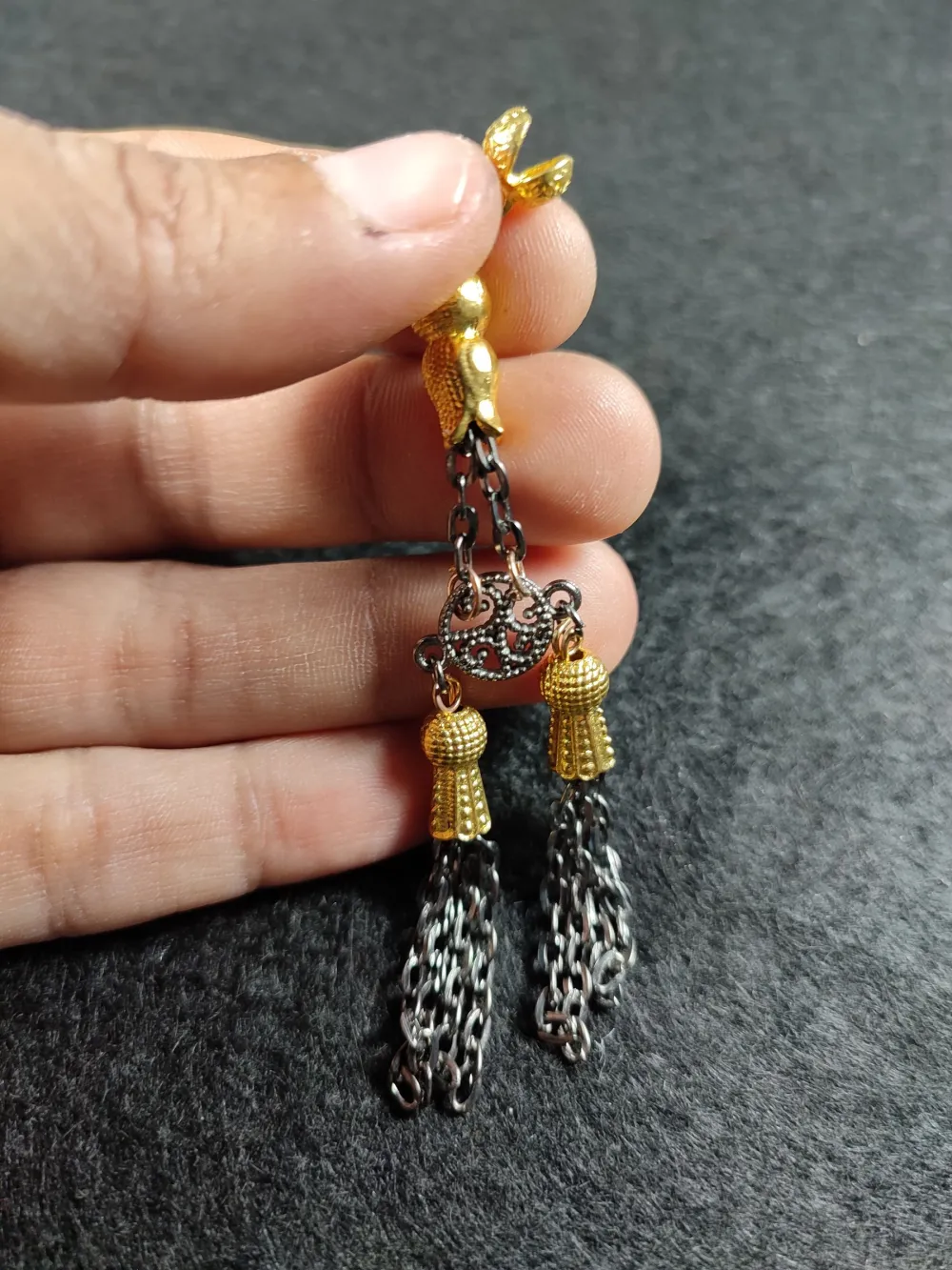 Alman Gümüş Tesbi̇h Püskülü