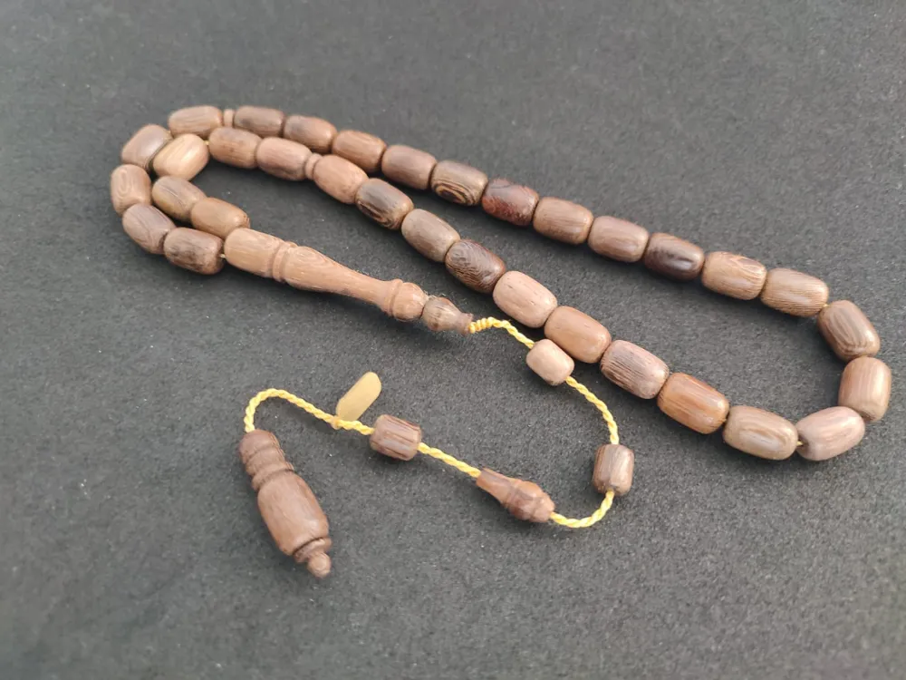 Mustafa Uysal Usta Eseri̇ Nadi̇r Tür Aslan Ağacı