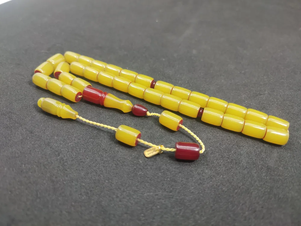 Ayhan Turan Usta Eseri̇ Teker Malzemeden Yapılma Traşlı Sıkma Kehri̇bar