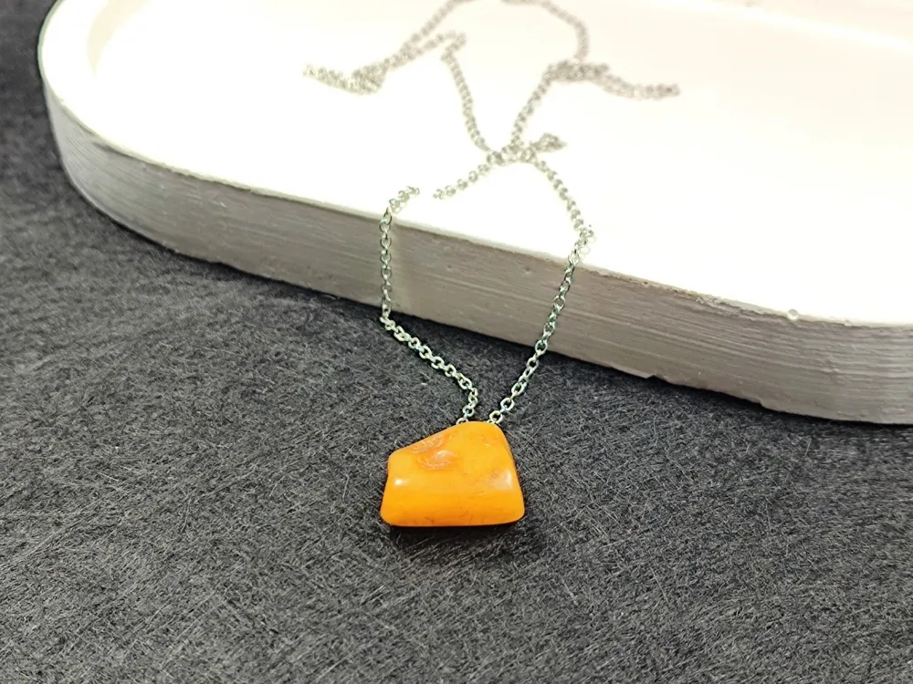 Doğal Ürün Sevenlere Gümüş Kaplama Püsküllü Damla Kaya Kehri̇bar Kolye küçük resim 4