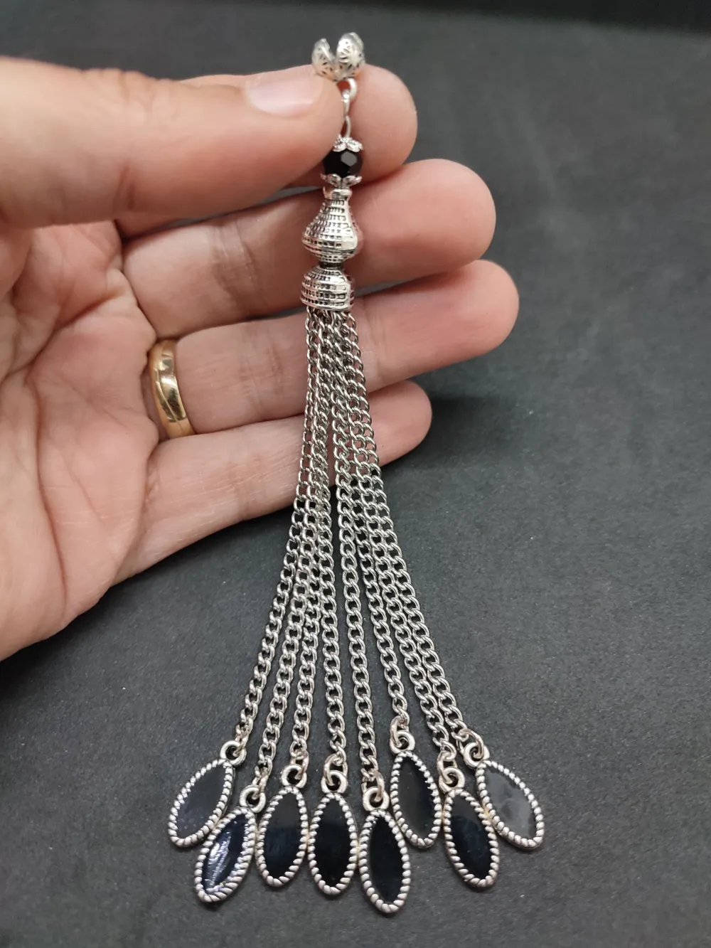 475 Ayar Gümüş Tesbi̇h Püskülü