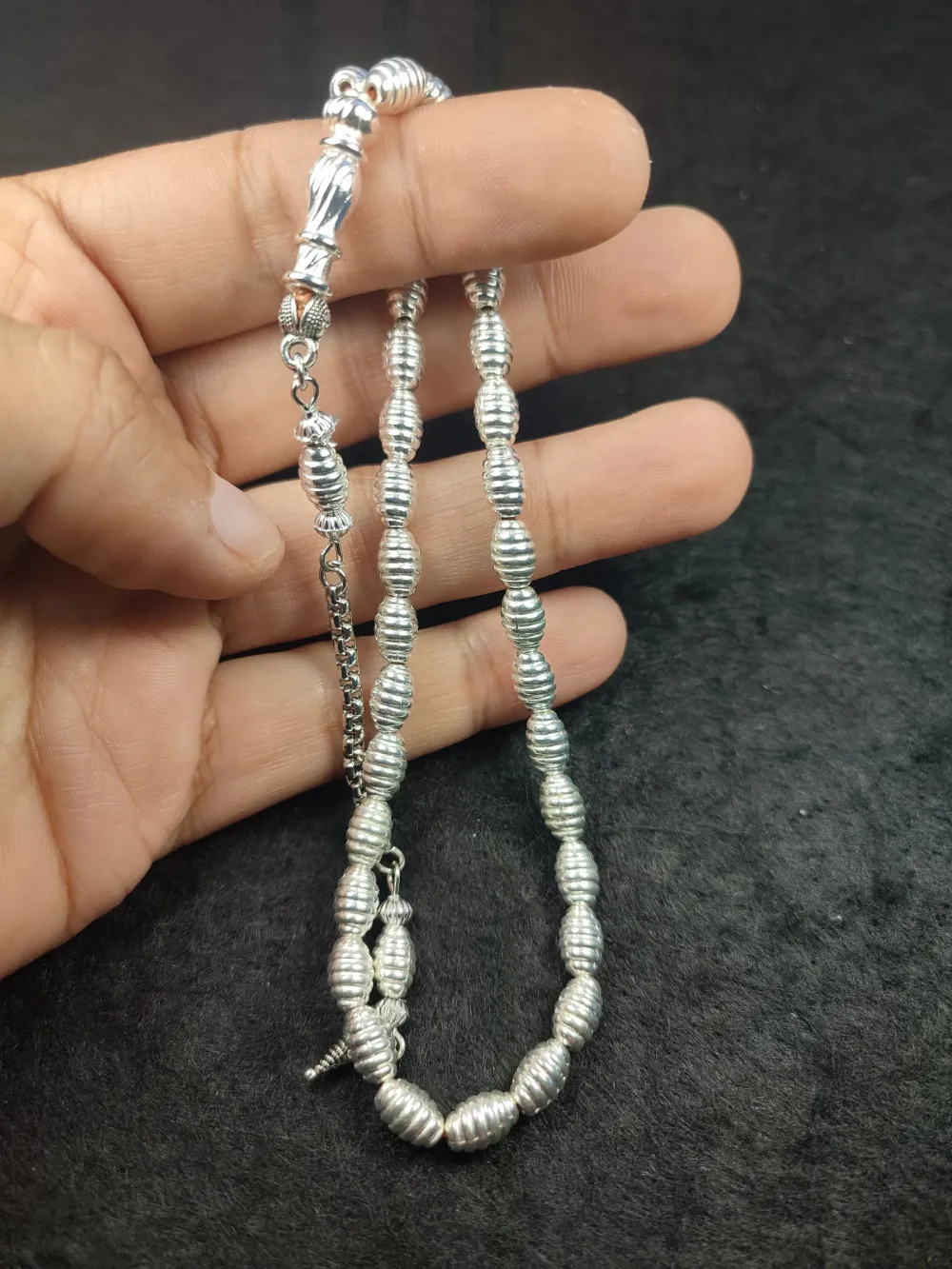 Usta İşçi̇li̇kli̇ El Boy Alman Gümüş Tesbi̇h küçük resim 4