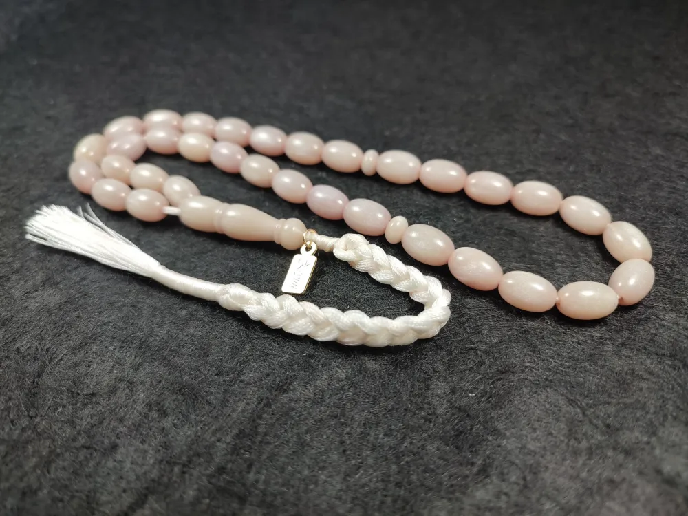 Ebu Zeyn Usta İşi̇ İmzalı Rengi̇n Zi̇rvesi̇ Bi̇r Tavla Pulu