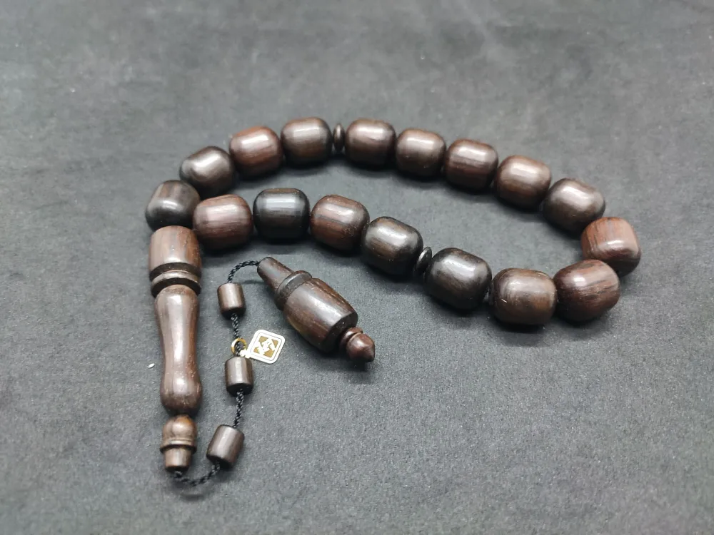 Hali̇l Hi̇lmi̇ Usta Eseri̇ Kolleksi̇yonluk Yerli̇ Ağaç Grubu Kokulu Maskot Kördi̇ken