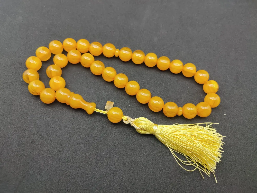 Ebu Zeyn Usta Eseri̇ İmzalı İri̇ Boy 12 Kat İpe Di̇zi̇li̇ Eski̇ Usul Sıkma Kehri̇bar