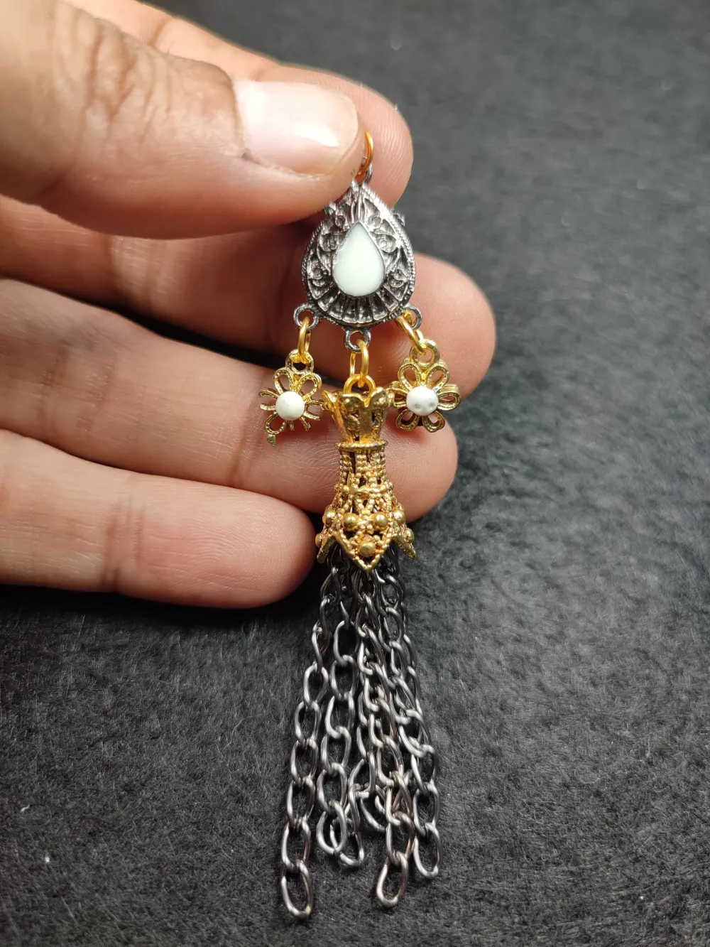 Alman Gümüş Püskül