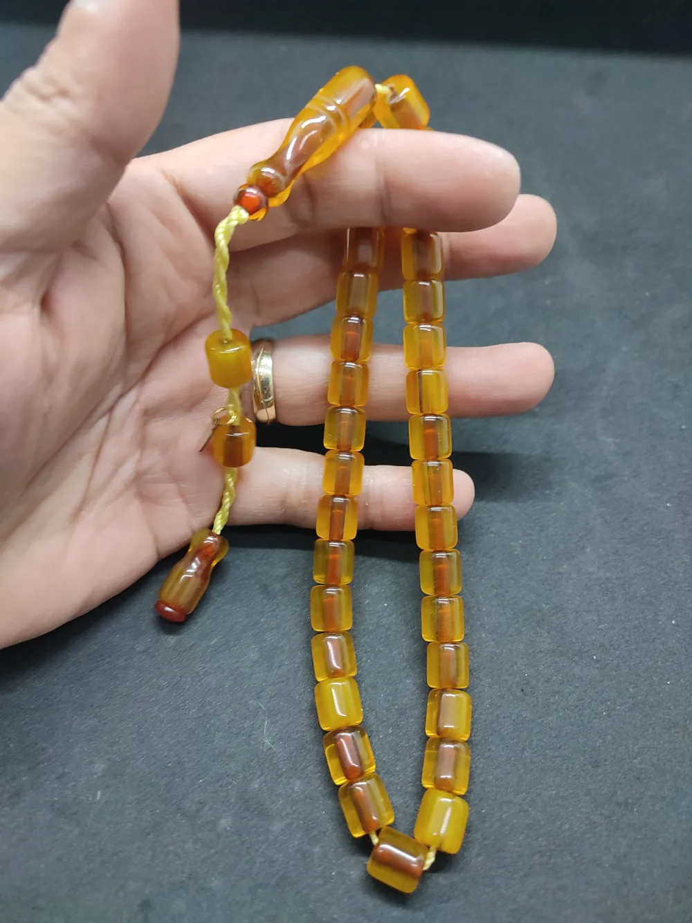 Dabbas Usta Eseri̇ Rengi̇n Zi̇rvesi̇ Bi̇r Sıkma Kehri̇bar küçük resim 5