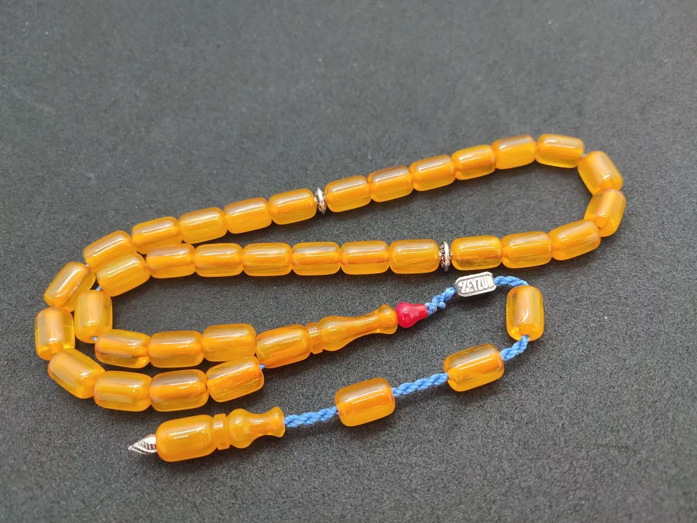 Zeyzun Usta Eseri̇ Di̇k Damar (İmza Çi̇vi̇ Ara Pulları Gümüş) Sıkma Kehri̇bar