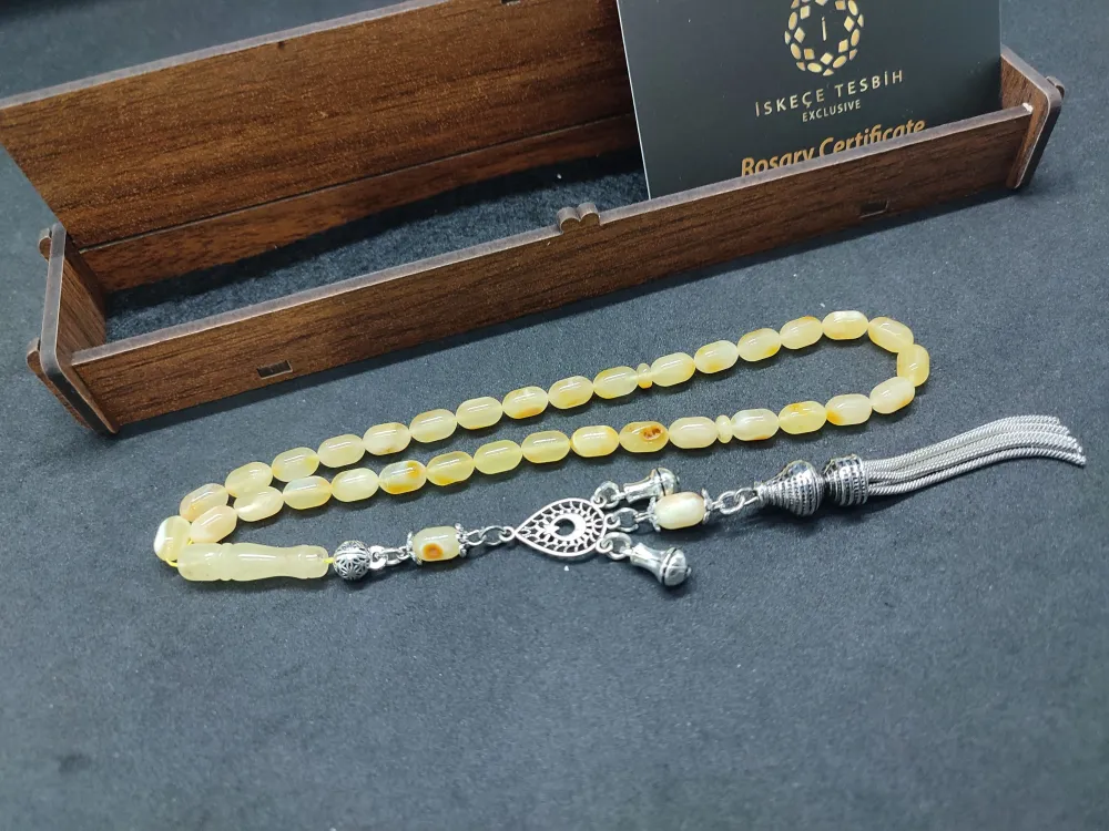 Ahşap Kutulu  6.75 Gr. Gümüş Püsküllü Toprak Fosi̇lli̇ 9 Gr. Rus Kaya Damla