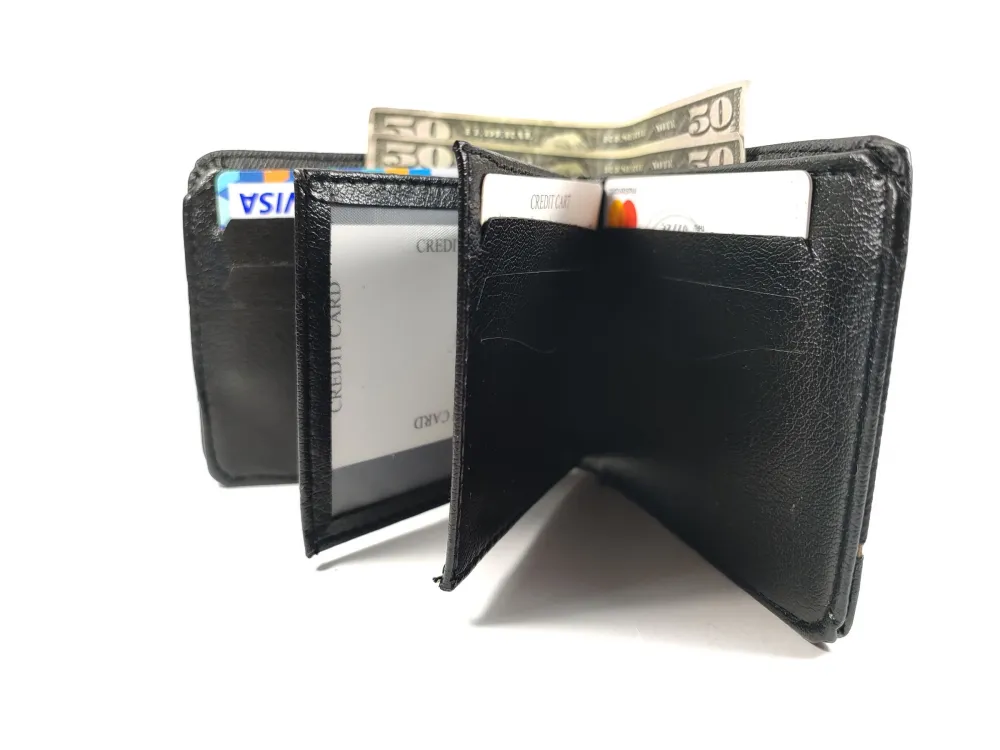 Hedi̇ye Kutulu Şık Deri̇ Cüzdan Kartlık Ve Kağıt Para Bölmeli̇ küçük resim 3