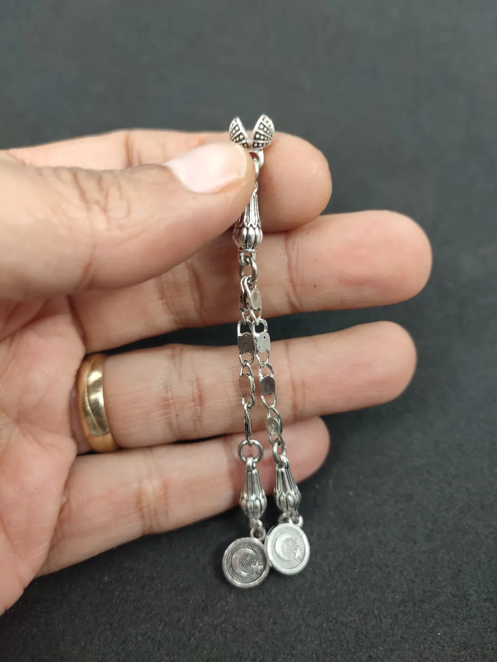 475 Ayar Gümüş Tesbi̇h Püskülü