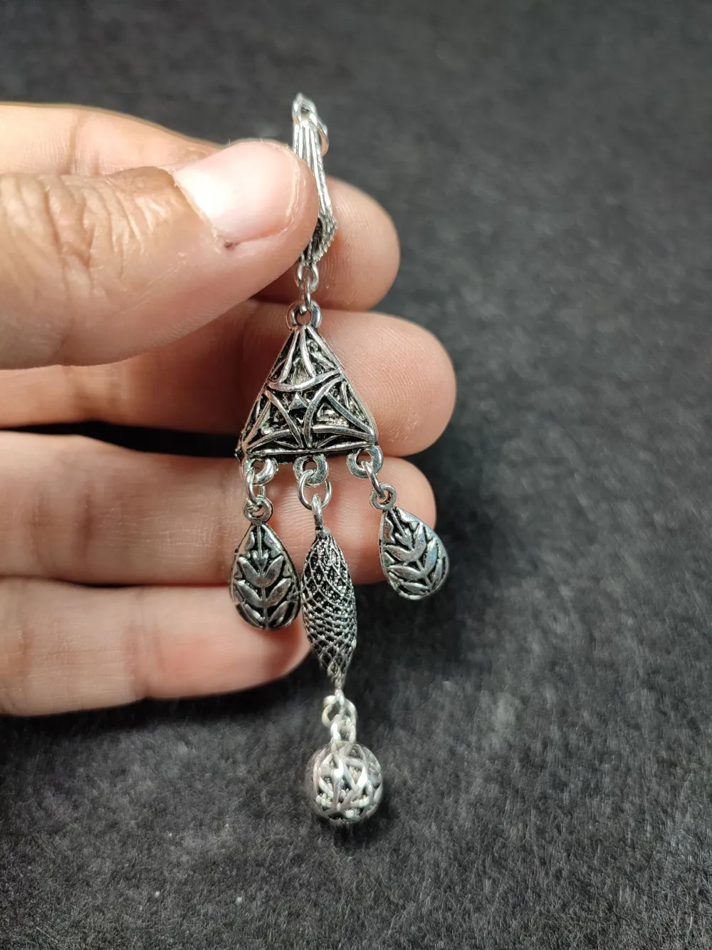 Alman Gümüş Tesbi̇h Püskülü