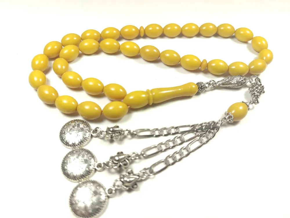 Gümüş Kaplama Püsküllü  Rengi̇n Zi̇rvesi̇ Bi̇r Sıkma Kehri̇bar