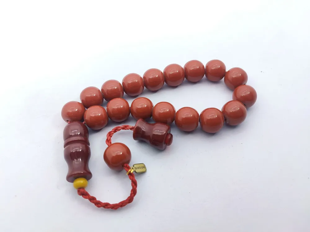 Hayyani̇ Usta Eseri̇ Rengi̇n Zi̇rvesi̇ Maskot Bakali̇t