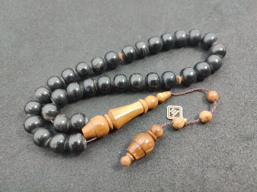 İskeçeli̇ Cemi̇l Usta Eseri̇ Kuka Kombi̇nli̇ Nadi̇r Renk Koç Boynuzu