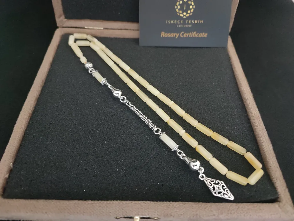 Gümüş Püsküllü Vıp Kadi̇fe Kutulu 11.10 Gr.  Hatasız Kali̇ngrad Krali̇çe Kaya Damla