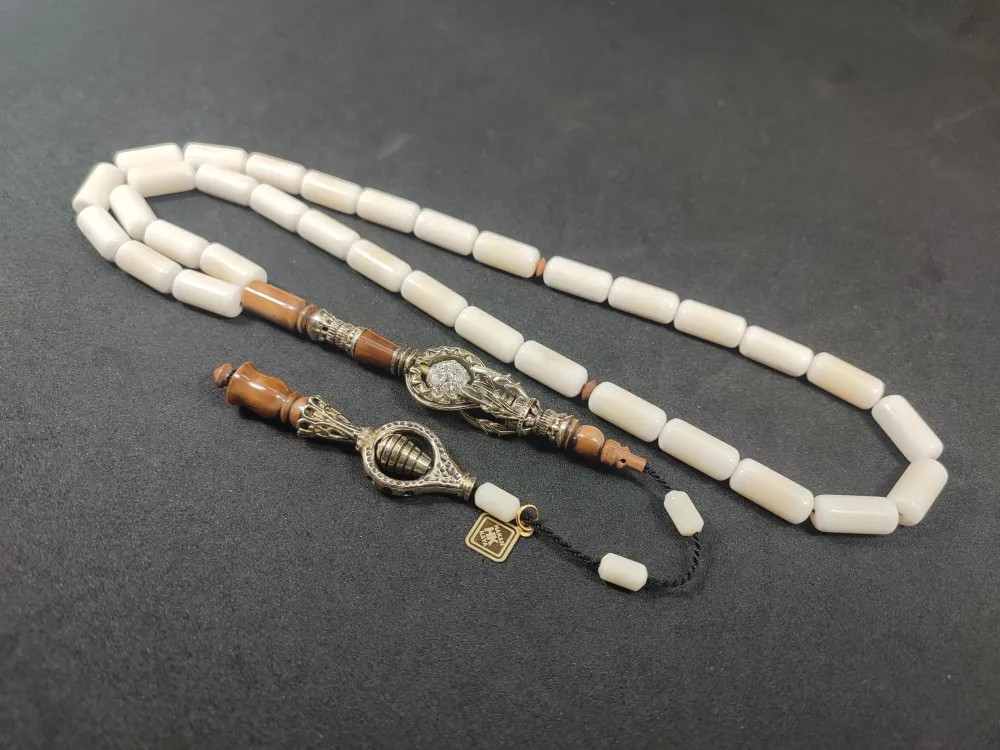 Hakan Kaya Usta  El İşçi̇li̇kli̇ Ağır Gümüş Nakkaşlı İri̇ Boy Deve Kemi̇ği̇