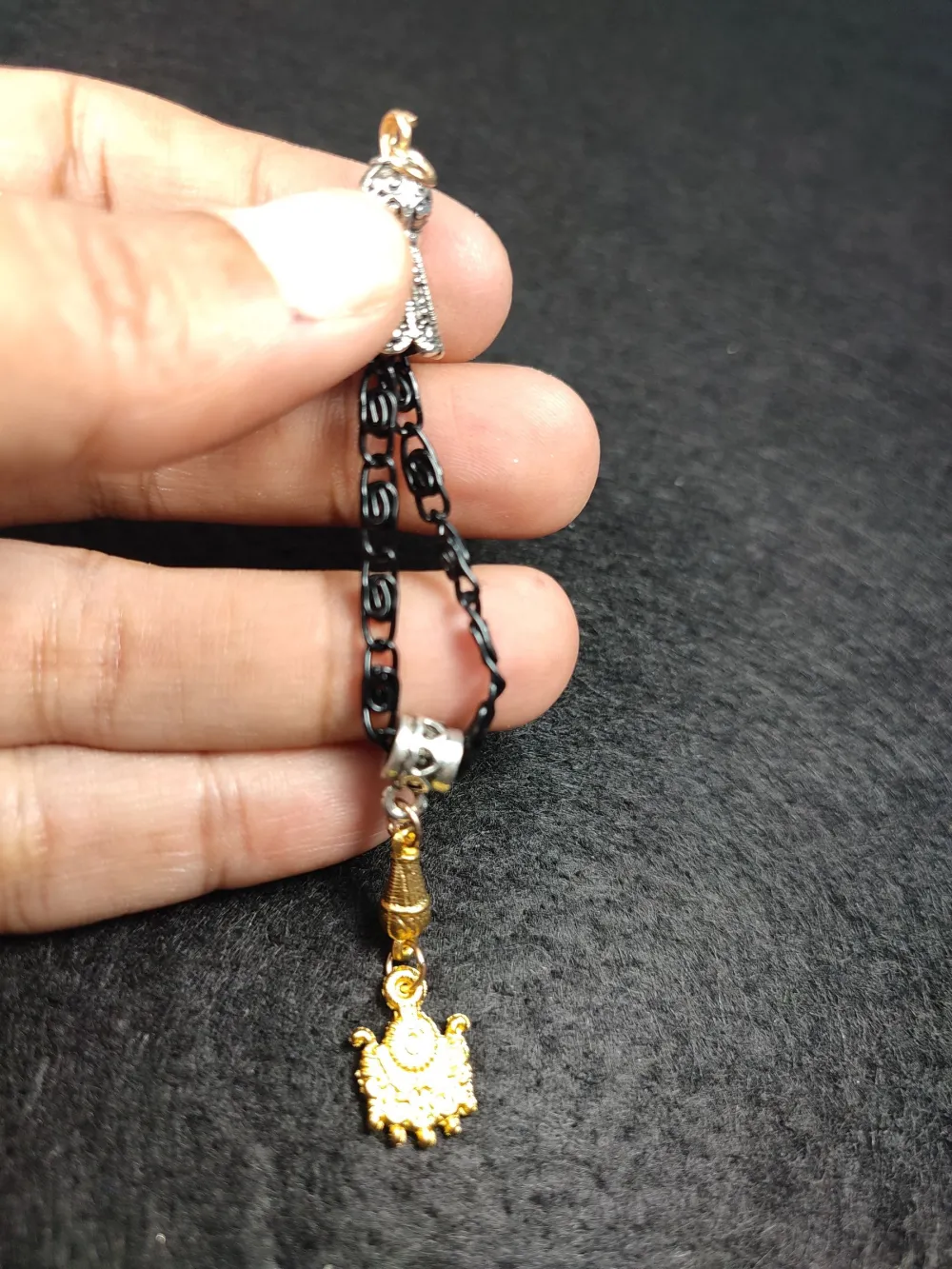 Alman Gümüş Püskül