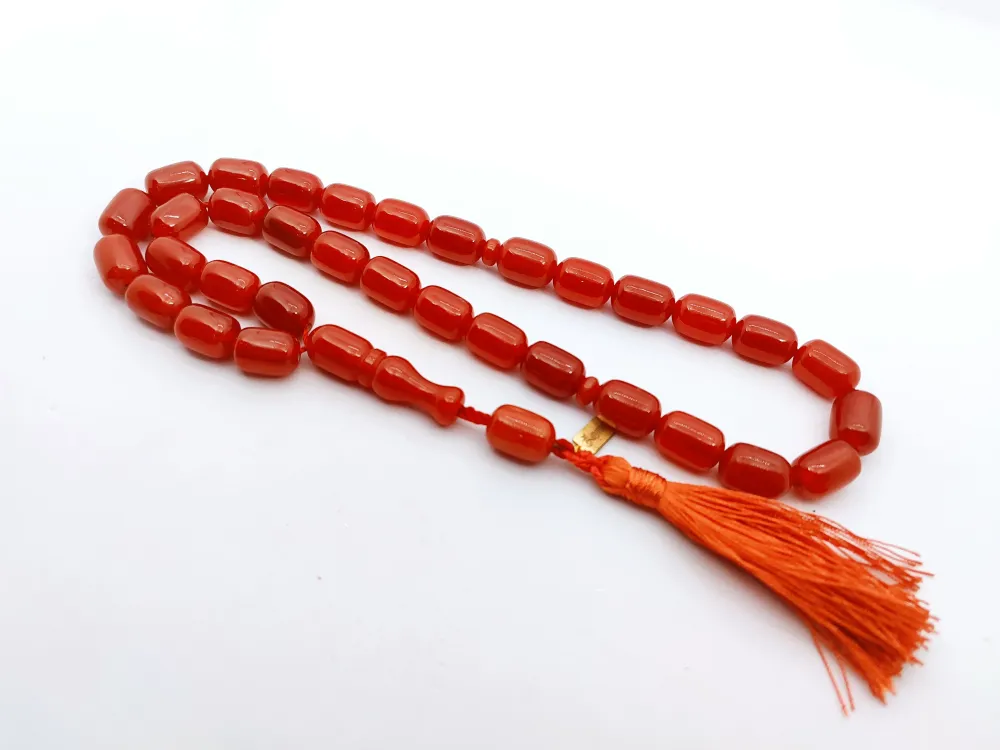 Ebu Zeyn Usta Eseri̇ İmzalı İri̇ Boy 12 Kat İpe Di̇zi̇li̇ Eski̇ Usul Sıkma Kehri̇bar