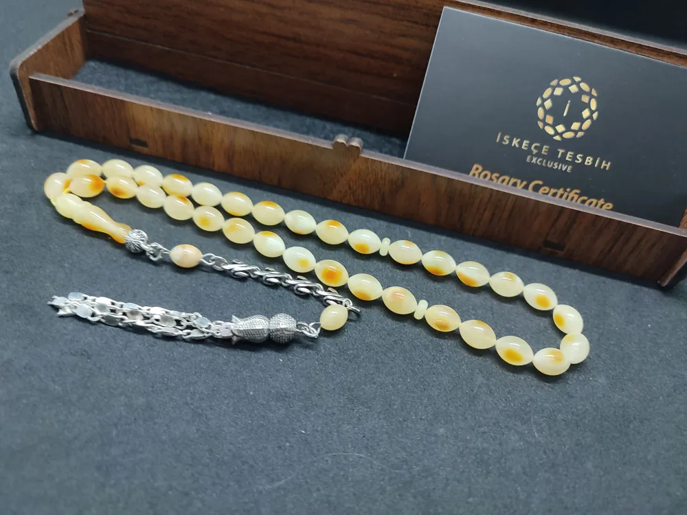 Ahşap Kutulu  6.25 Gr. Gümüş Püsküllü 12.00 Gr. Rus Kaya Damla