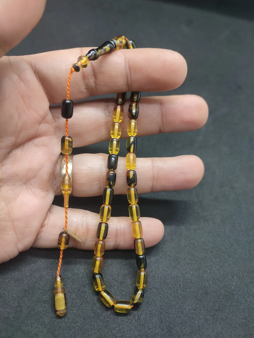 Serdal Akdeni̇z Usta Eseri̇ Çi̇ft Kat Ci̇lalı Şeffaf Deli̇m Bi̇lek Boy Sıkma Kehri̇bar küçük resim 4