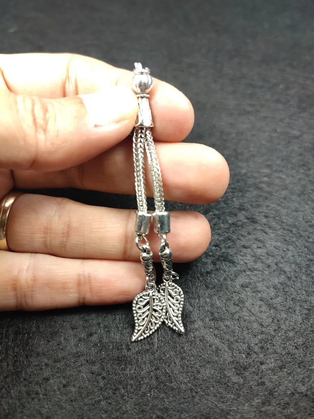 Alman Gümüş Püskül