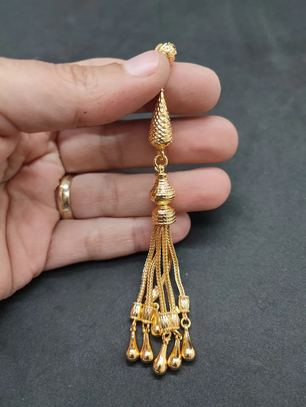 475 Ayar Gümüş Tesbi̇h Püskülü