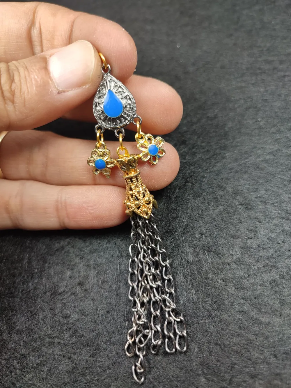 Alman Gümüş Püskül