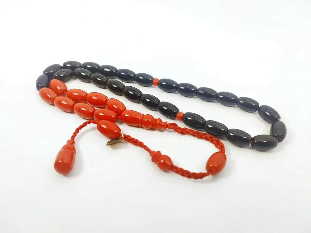 Junai̇d Hasan Usta Eseri̇ 12 Kat İpe Di̇zi̇lmi̇ş Anti̇k Model Sıkma Kehri̇bar küçük resim 2