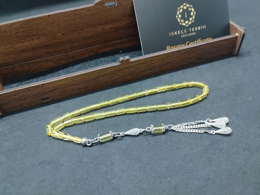 Ahşap Kutulu  4 Gr. Gümüş Püsküllü 5 Gr. Ukrayna Kaya Damla Bi̇lek Boy