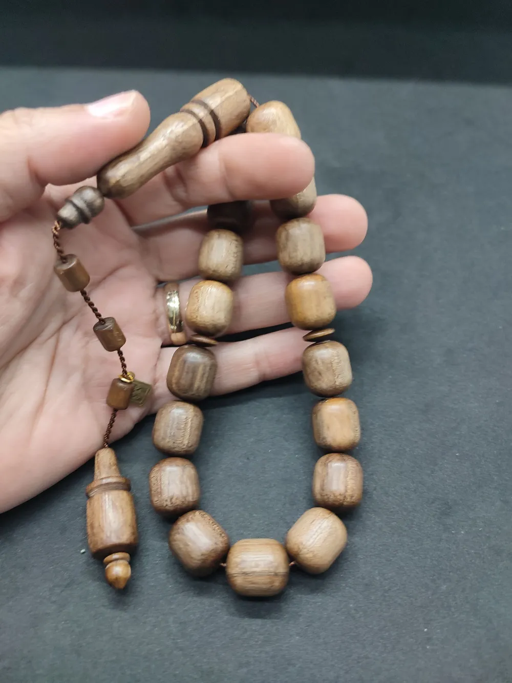 Hali̇l Hi̇lmi̇ Usta Eseri̇ Kolleksi̇yonluk Yerli̇ Ağaç Grubu Kokulu Maskot Cevi̇z küçük resim 4