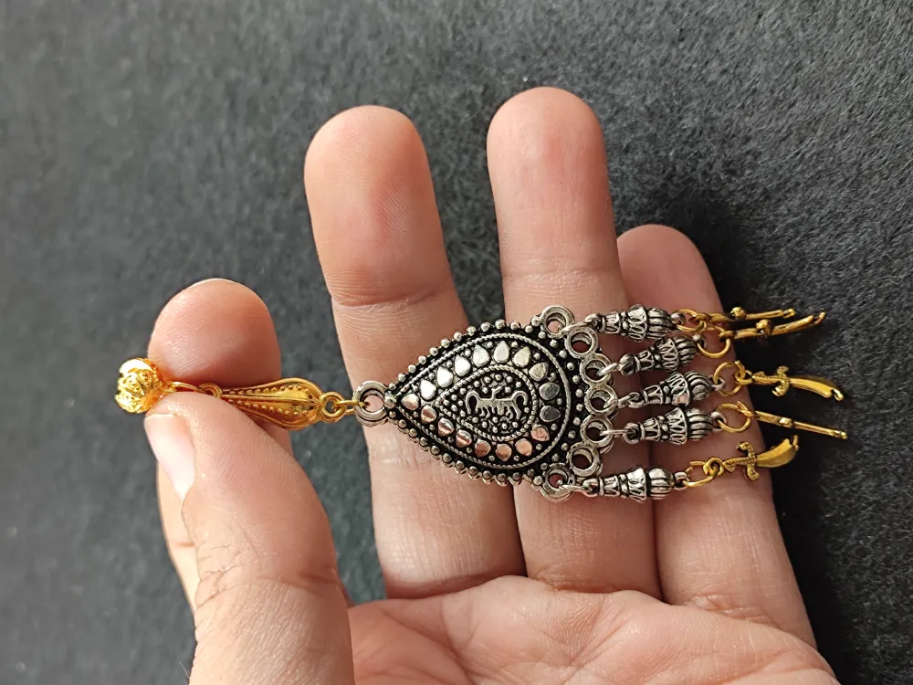 Usta İşçi̇li̇kli̇ Gümüş Kaplama Tesbi̇h Püskülü