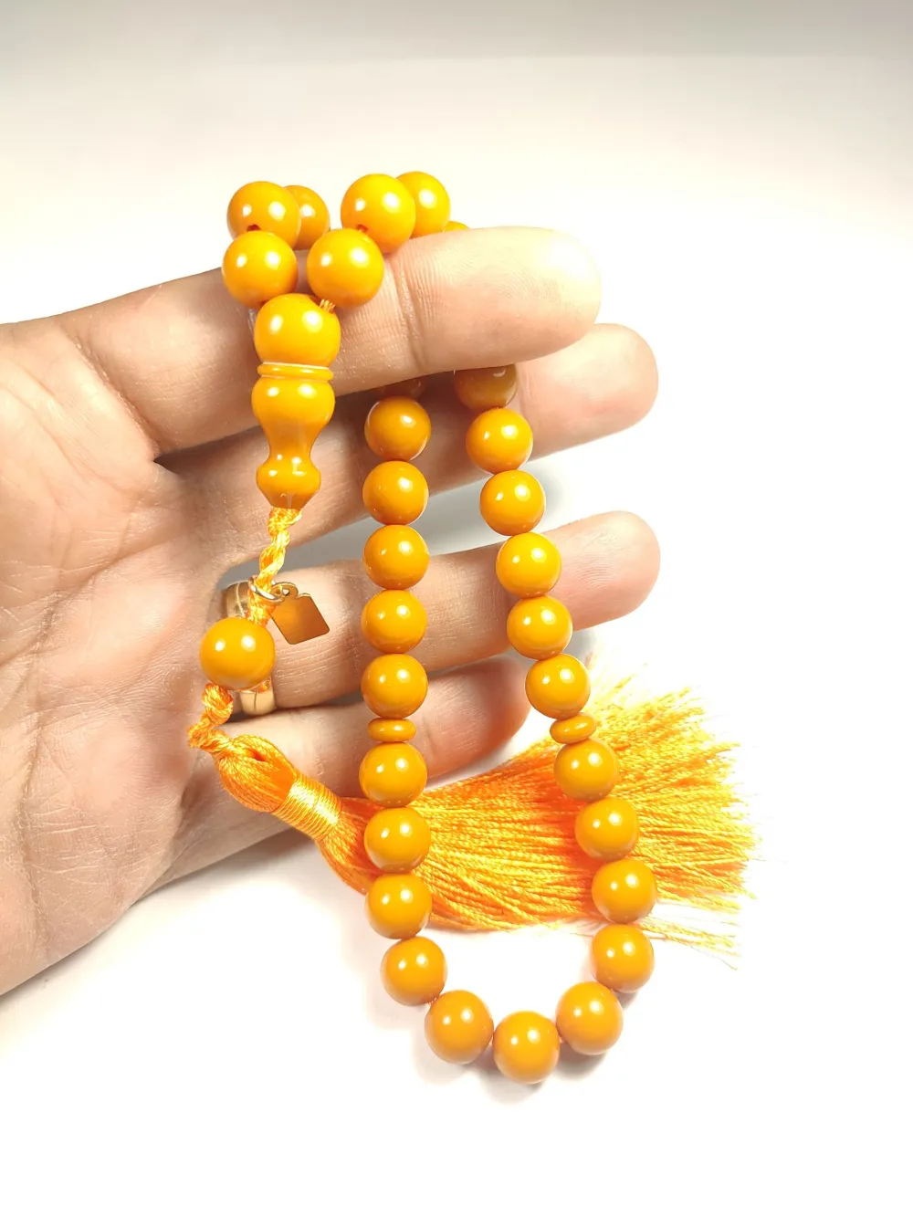 Ebu Zeyn Usta İşi̇ İmzalı Rengi̇n Zi̇rvesi̇ Bi̇r Sıkma Kehri̇bar küçük resim 4